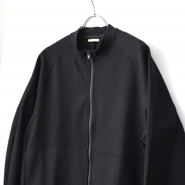 LAMOND(ラモンド)Stand Neck Silky Blouson